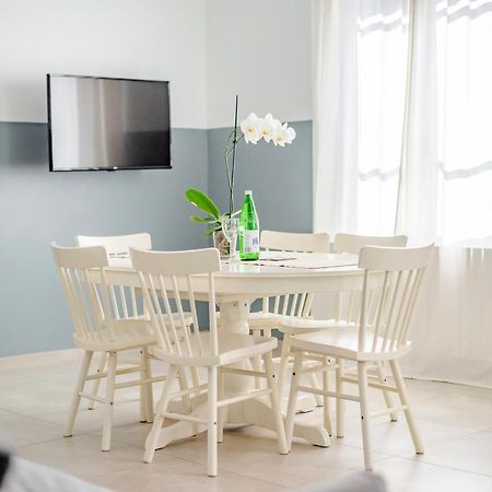 Beach Apartment In The Center 산레모 외부 사진