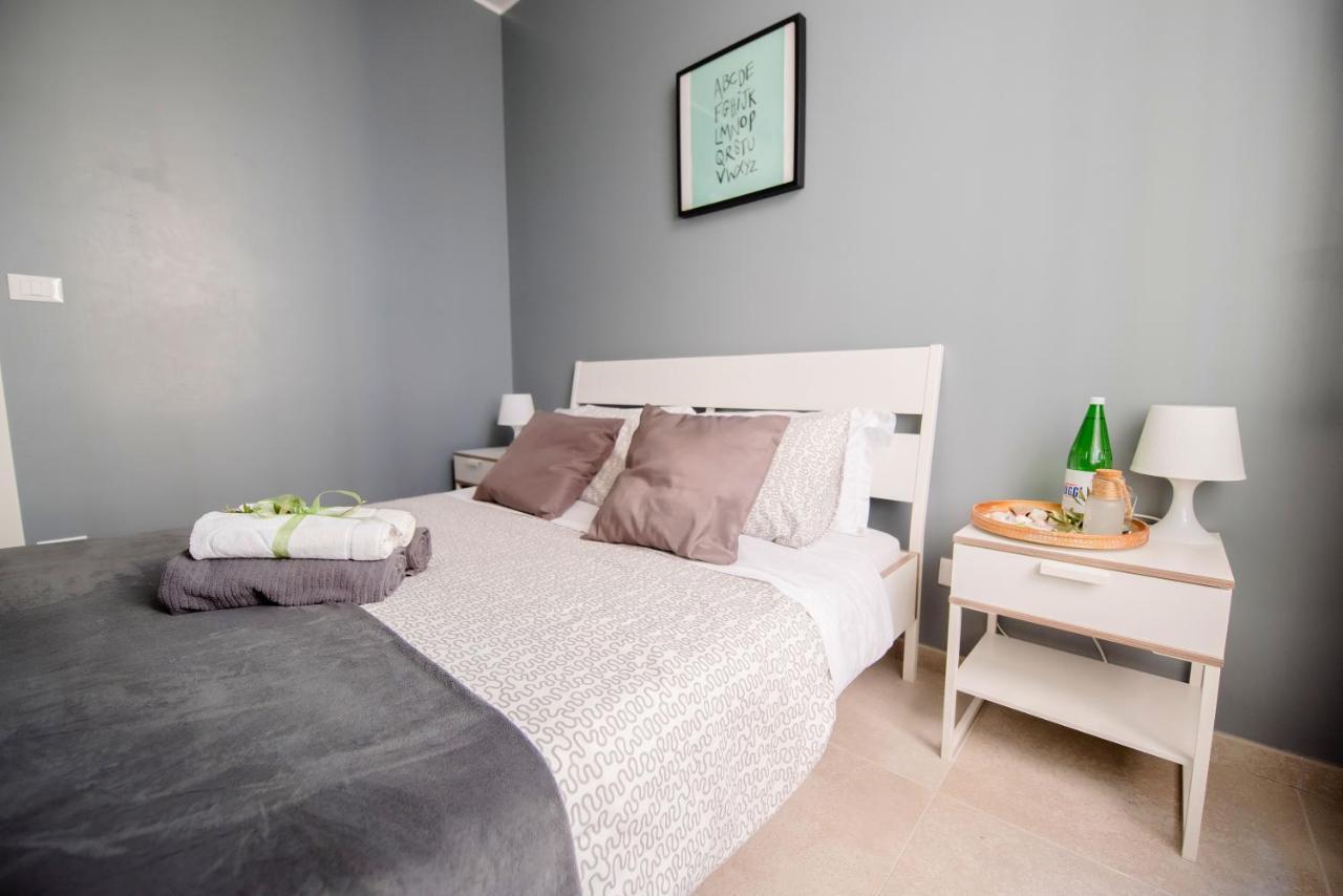Beach Apartment In The Center 산레모 외부 사진