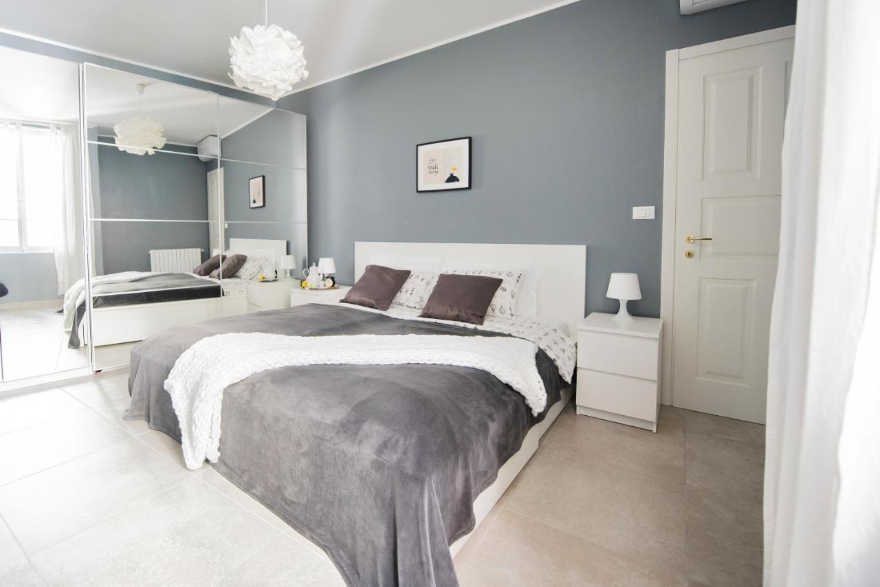 Beach Apartment In The Center 산레모 외부 사진