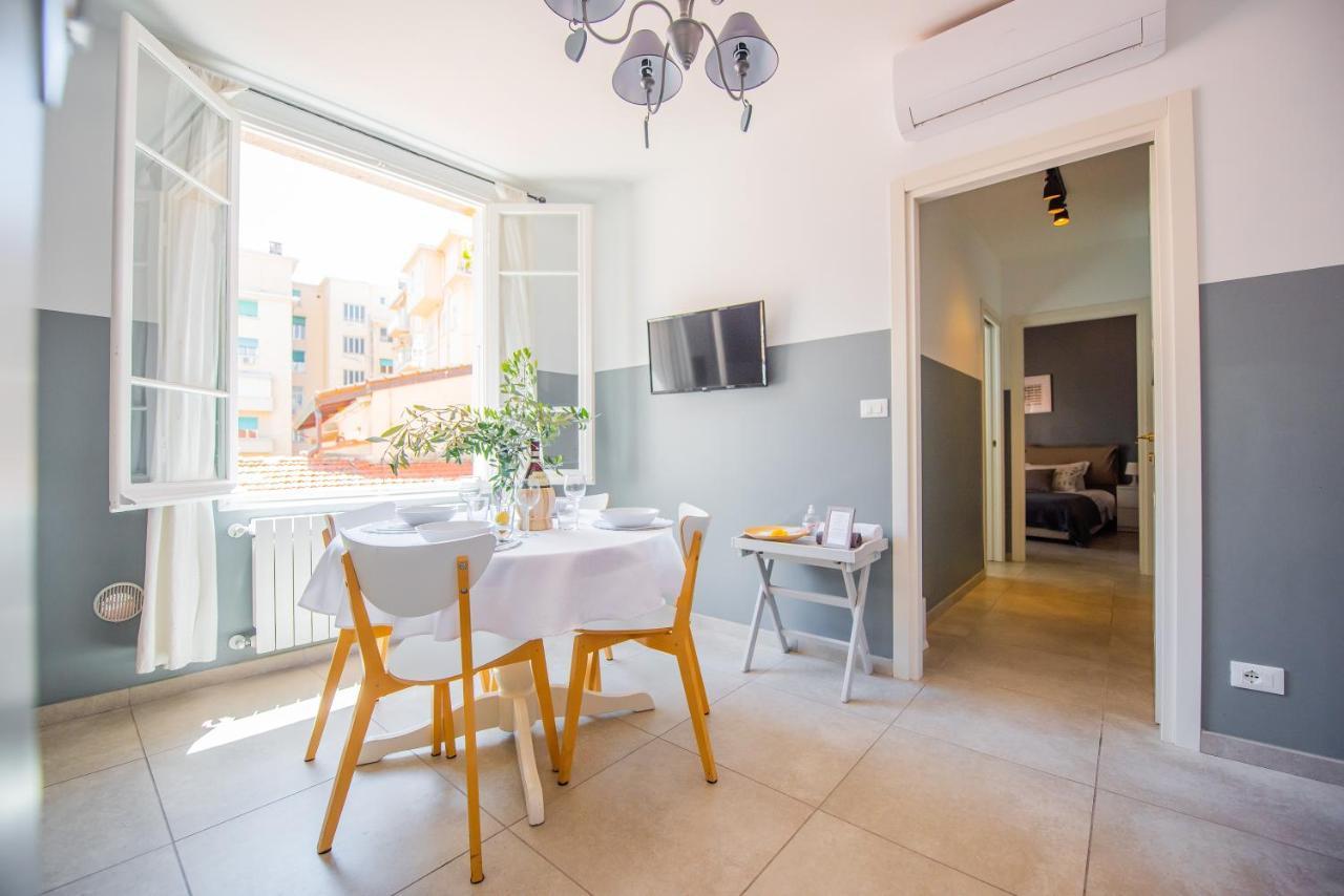 Beach Apartment In The Center 산레모 외부 사진